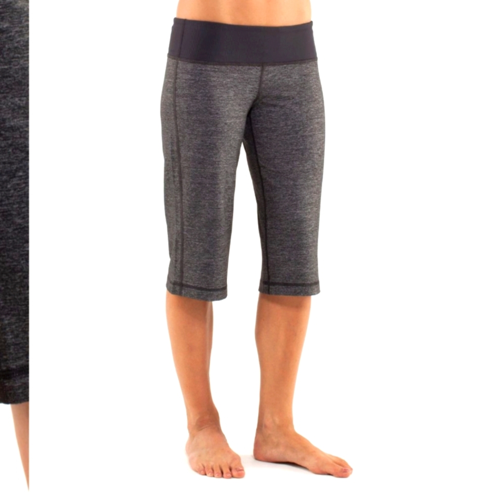 Lululemon Clam Diggers II [6]